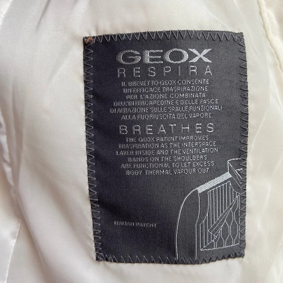 Geox Respira cream coloured puffer full zip jacket Sz 16 - Picture 10 of 13